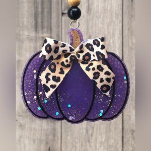 Pumpkin Freshie (scent: Pumpkin Spice)